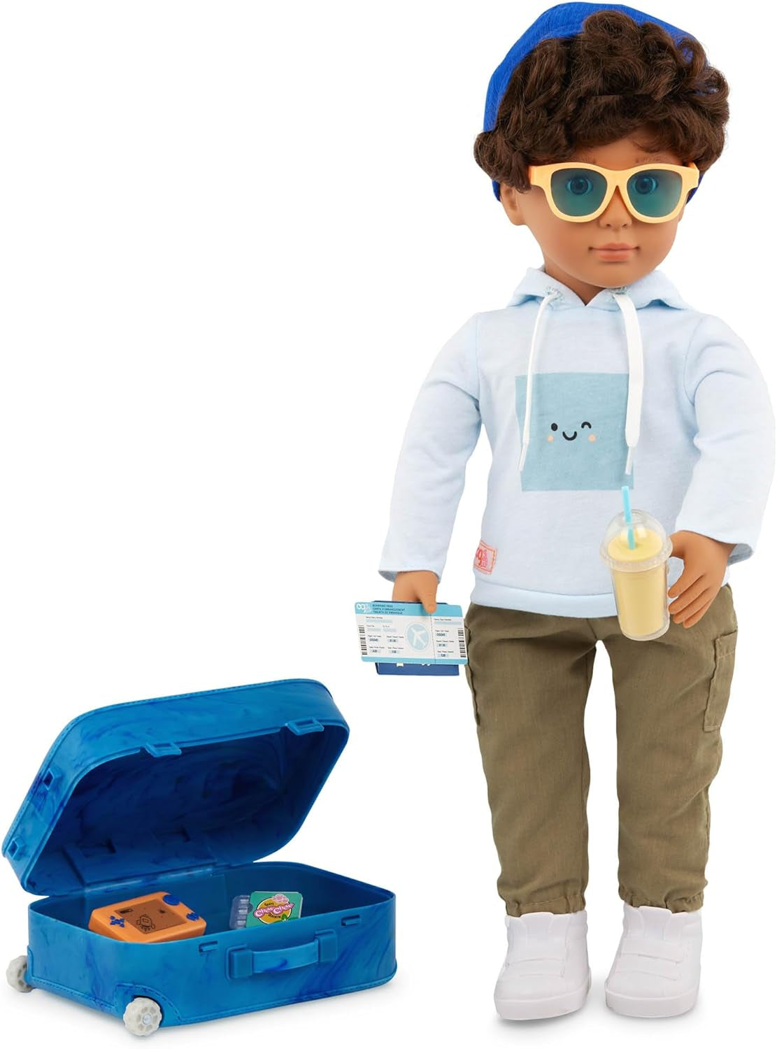 Our Generation - Milo - Jongenspop van 46 cm - Levensechte bruine ogen en krullend bruin haar - Bagage op wielen en reisaccessoires - Fantasiespel - Speelgoed voor kinderen vanaf 3 jaar