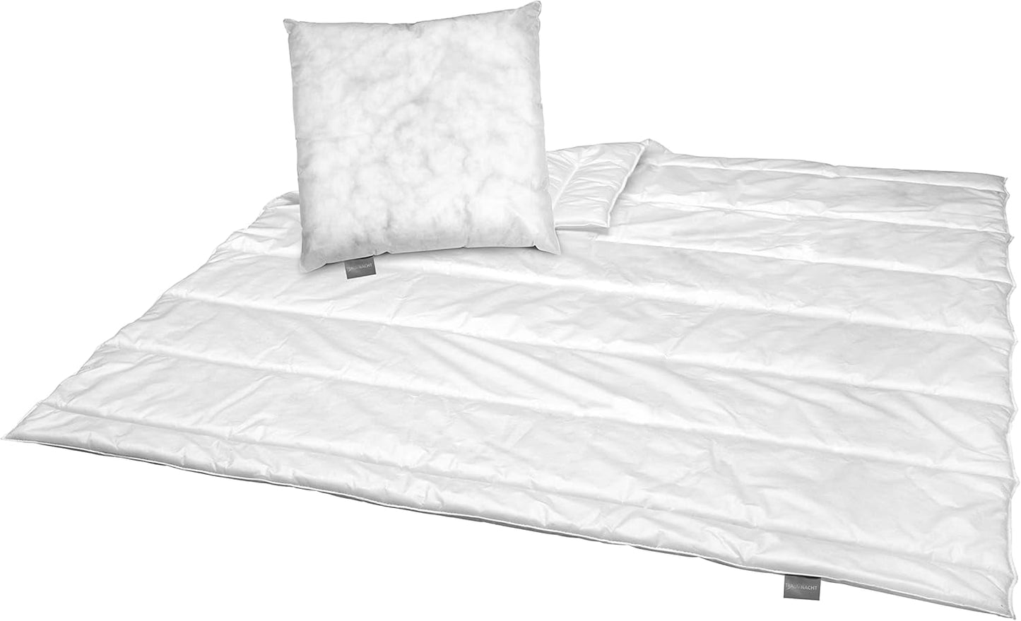 Traumnacht Green basisbedset bestaande uit een dekbed voor het hele jaar door, 135 X 200 cm + kussen 80 X 80 cm, Oeko-Tex gecertificeerd, geproduceerd volgens de Duitse kwaliteitsnorm Quilts en quilts Naty Shop