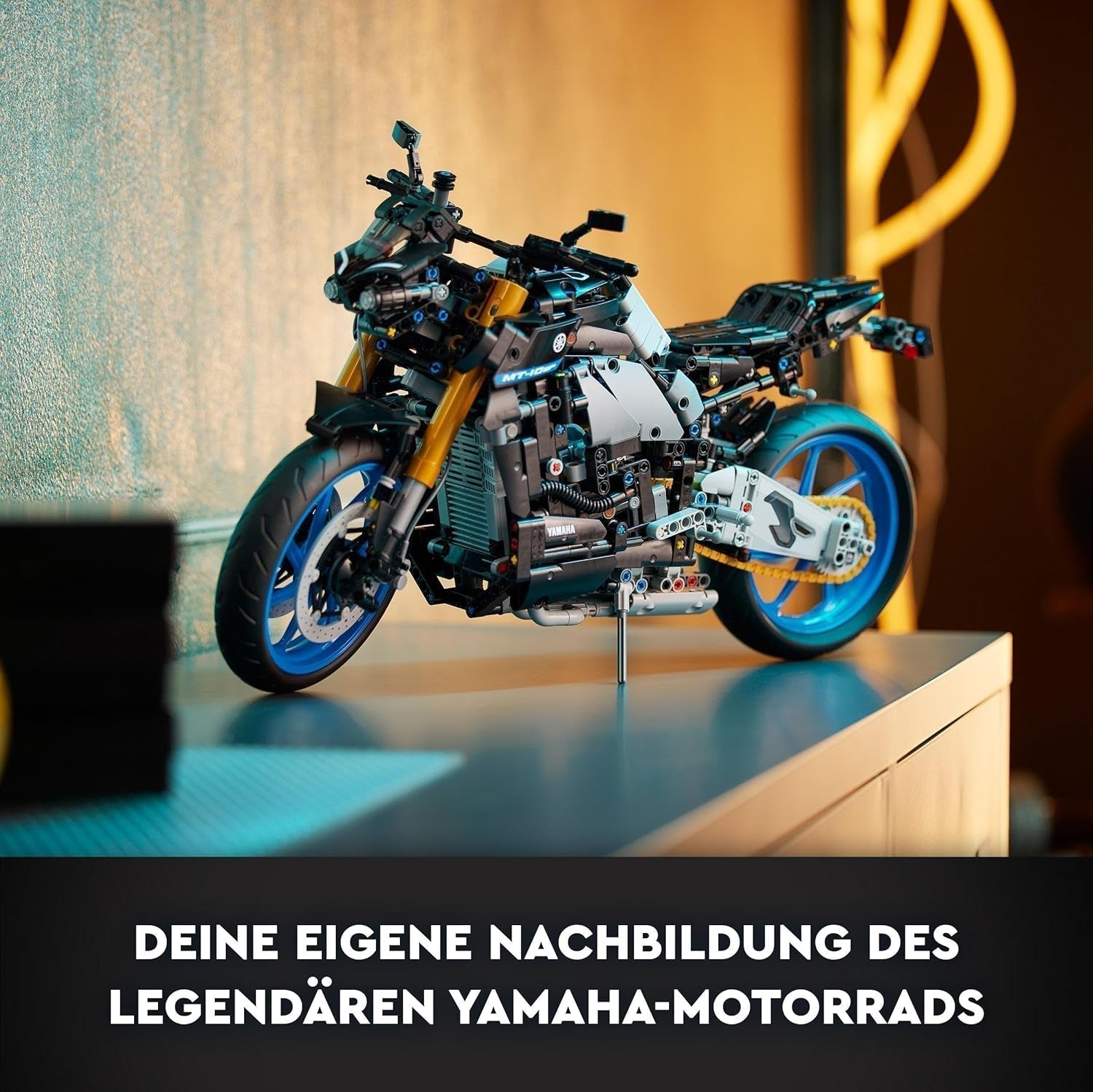LEGO 42159 Technic Yamaha MT-10 SP motorfietsmodel voor volwassenen, authentiek voertuigmodel met 4 cilindermotor, functionele besturing en AR-app, cadeau voor mannen en vrouwen Bouwpakketten