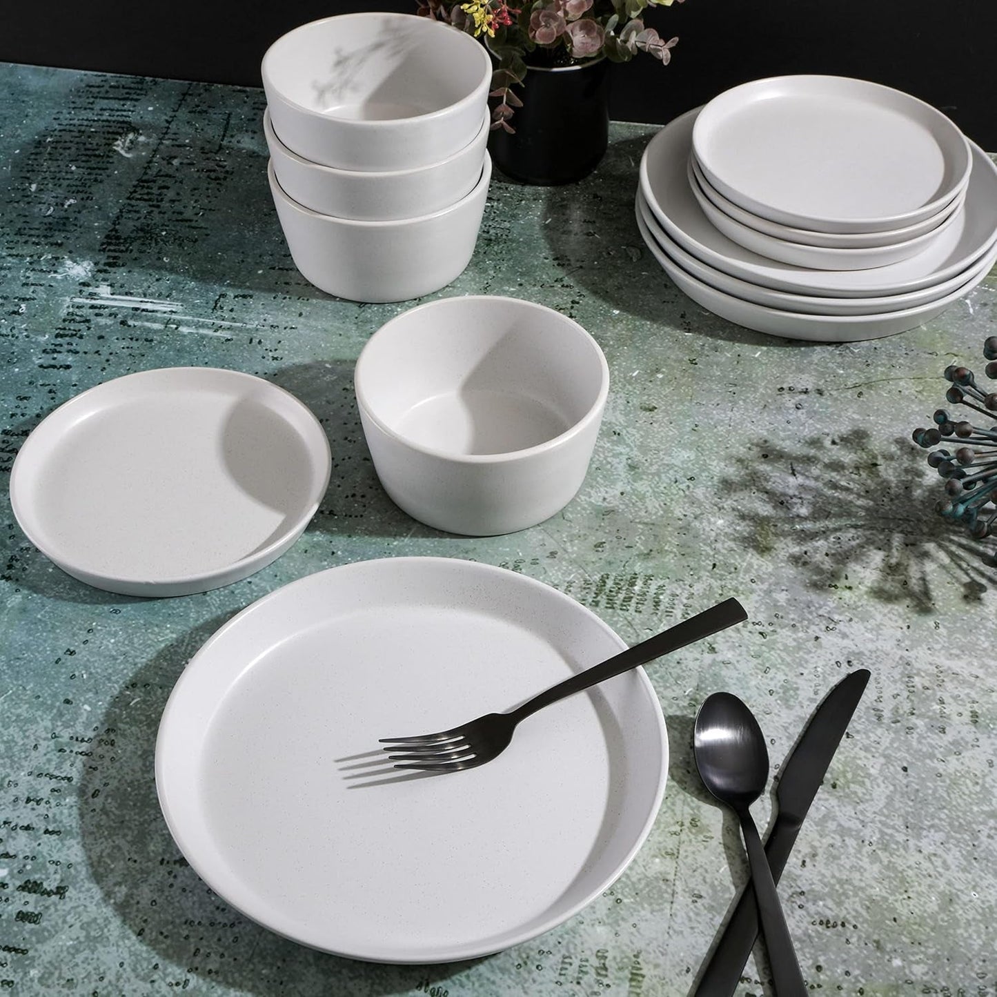 Sofia Coupe serviesset, servies voor 4 (12-delig), wit met stippen