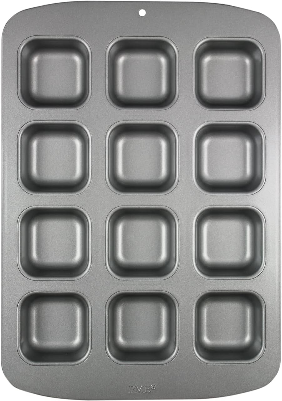 CSB106 Quadratische Antihaftbeschichtete Backform Mit 12 Minilöchern Aus Karbonstahl, Edelstahl, Zilver, 37,3 X 26,1 X 3,1 Cm Vormen en bakplaten Naty Shop