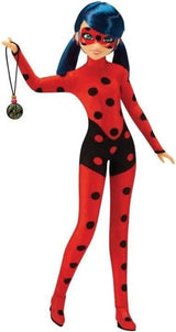Bandai - Wonderbaarlijk lieveheersbeestje - Pop Marinette Kleurverandering Verrassing - Gewrichtswonderbaarlijke pop, 26 cm + 3 verrassingen - Willekeurig model - P50390 Naty Shop Dolls Lieveheersbeestje Geluksbrenger