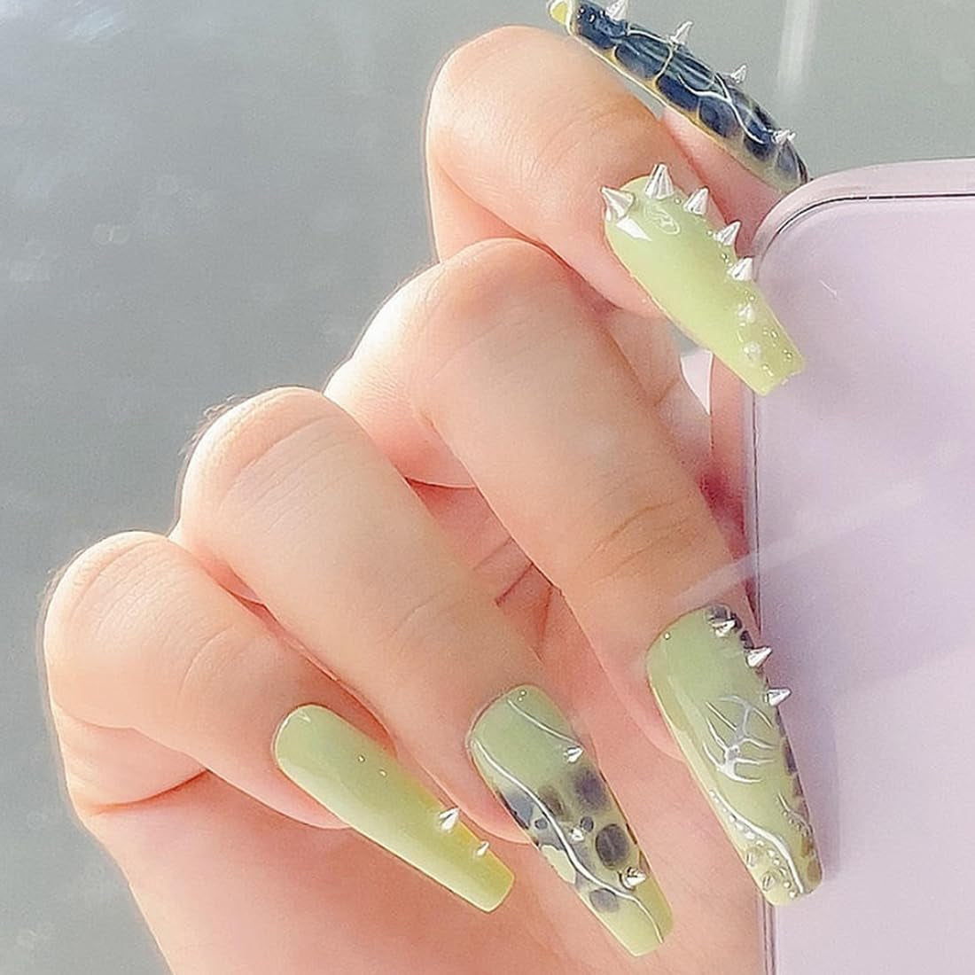 Mini Metall Nieten Punk Nail Charms Goud Zilver Strasssteine ​​Nägel Charm Kegel Spikes Nagelschmuck Glitzersteine ​​Nail Art Studs Nagel Steine ​​Legierung Nagelanhänger Rhinestones Nageldesign Zubehör
