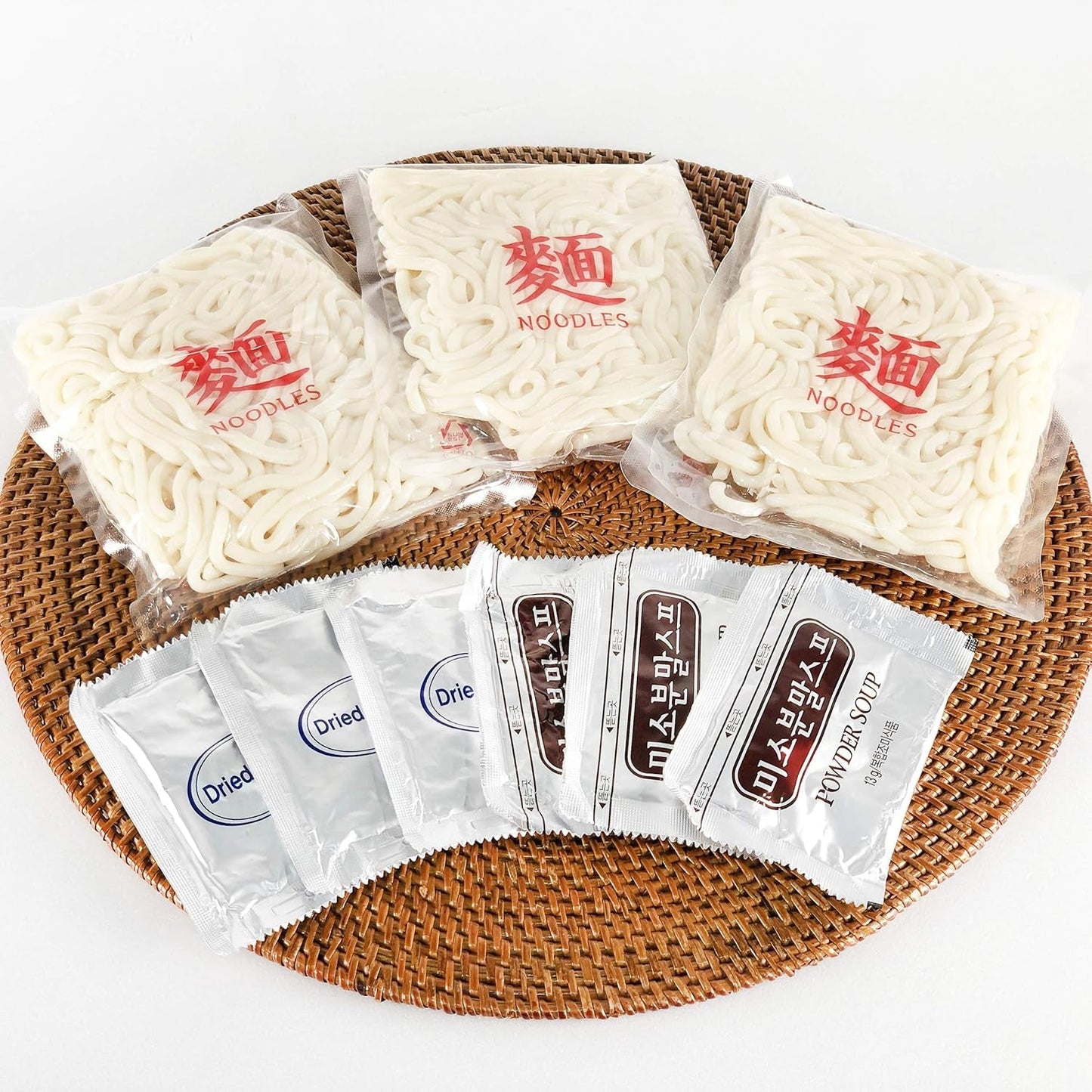 Allgroo Udon instantnoedels - Miso, Udonsoep, pittig, aromatisch, snelle bereiding - bevat 3 porties - 1 x 690 g