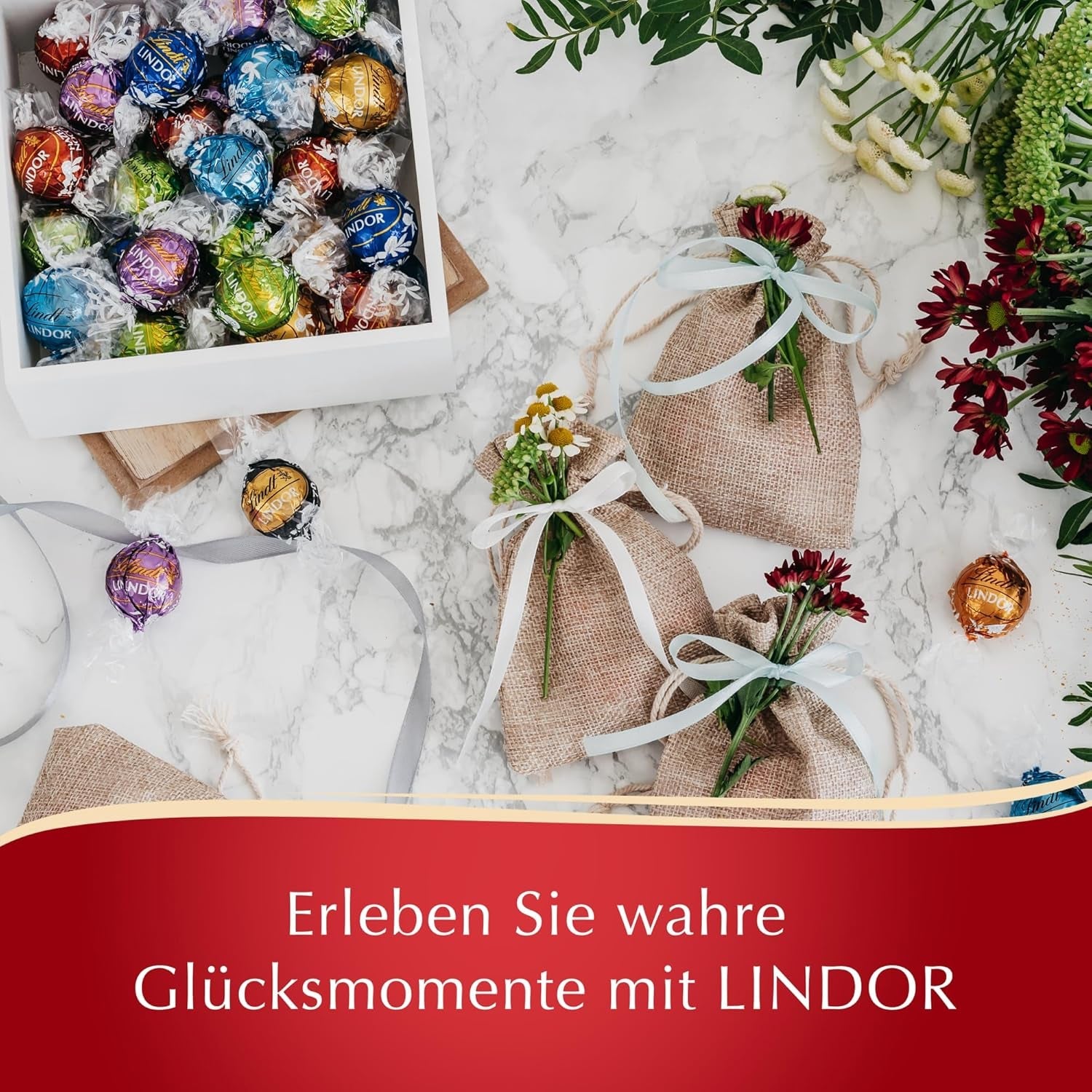 Lindt-chocolade | LINDOR assortiment | 1371g | 110 truffels in fijne chocolade met smelt-in-je-mond-vulling | Chocoladegeschenk om te delen