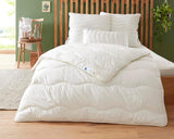 Badenia Trendline Eco dekbed Aerelle Blue Duo 135 X 200 Cm, Wit, Öko-Tex gecertificeerd, Geproduceerd volgens de Duitse kwaliteitsnorm Quilts en quilts Naty Shop 135 X 200 Duo winterdekbed