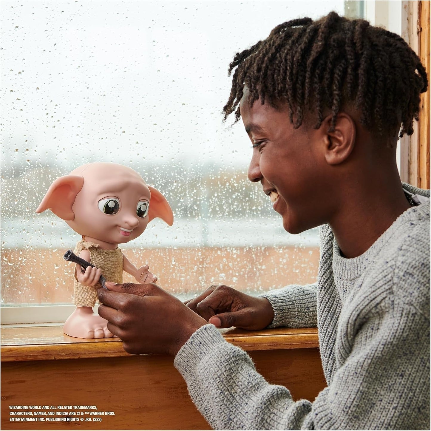 Wizarding World Harry Potter - Dobby House Elf interactieve pop met meer dan 30 geluiden, zinnen en bewegingen, Duits-Italiaans, speelgoed voor 6 jaar oud, fanartikel Poppen Naty Shop