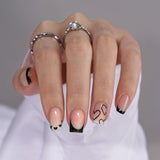 24 stuks korte vierkante Franse tip kunstnagels wit hart ontwerp zwarte acrylnagels volledige dekking