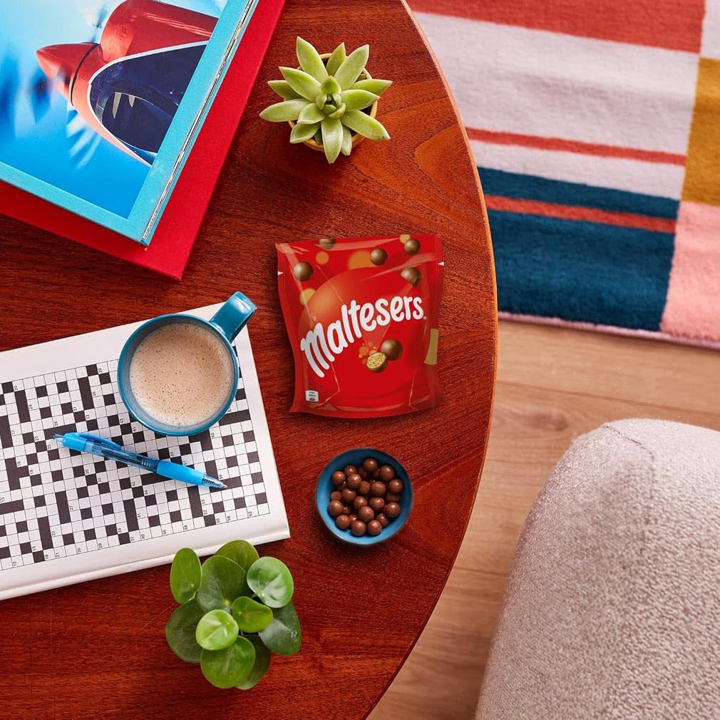 Maltesers chocoladeballetjes met een knapperig en licht centrum, luchtige chocoladesnack, 1 pakje (1 x 175 g)