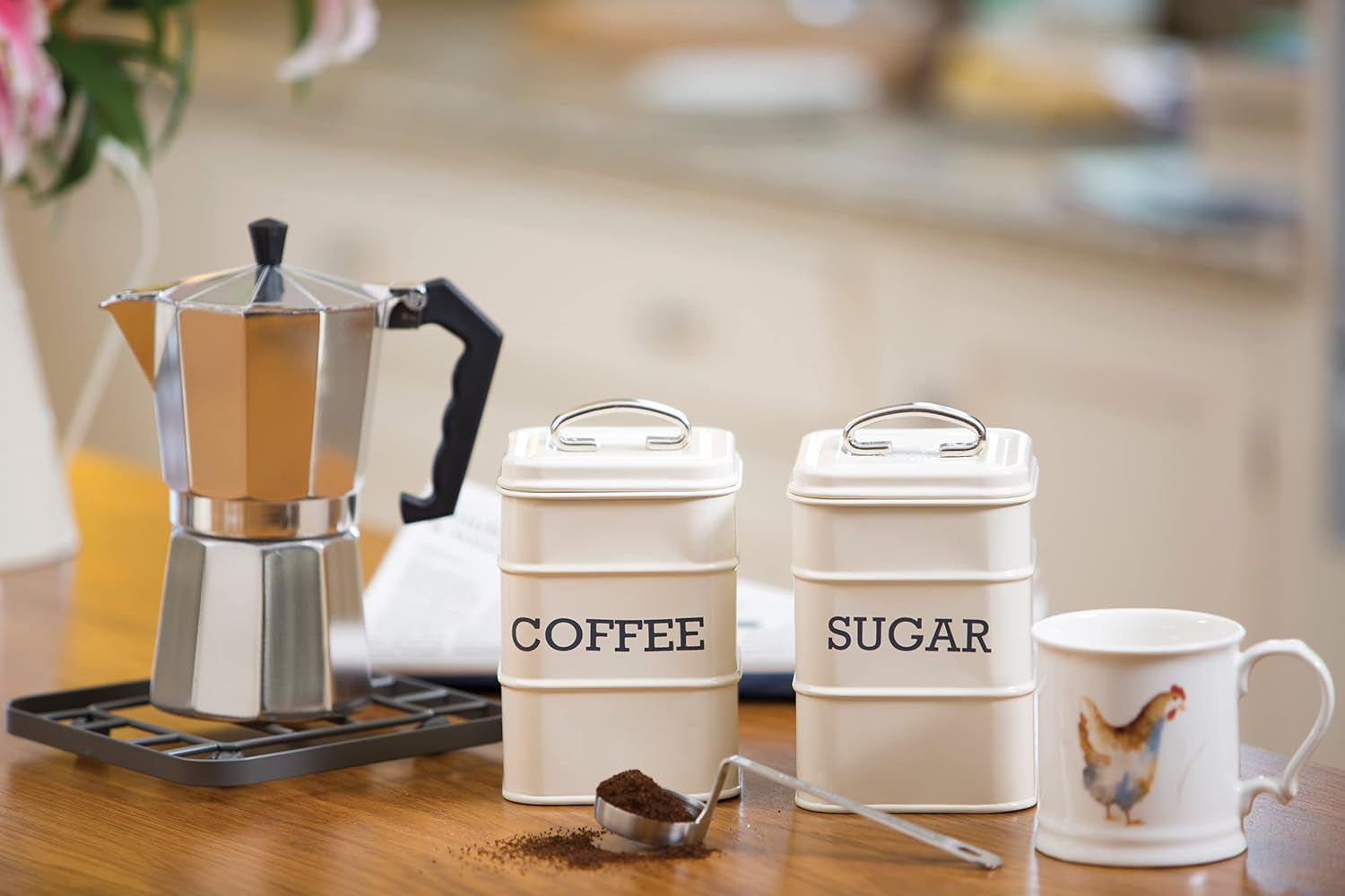 KitchenCraft Living Nostalgia set van 3 voorraadpotten voor thee, suiker en koffie in geschenkdoos, staal, antiek crème, 11 cm x 11 cm x 17 cm, vintage blauwe voedselbewaardozen Naty Shop