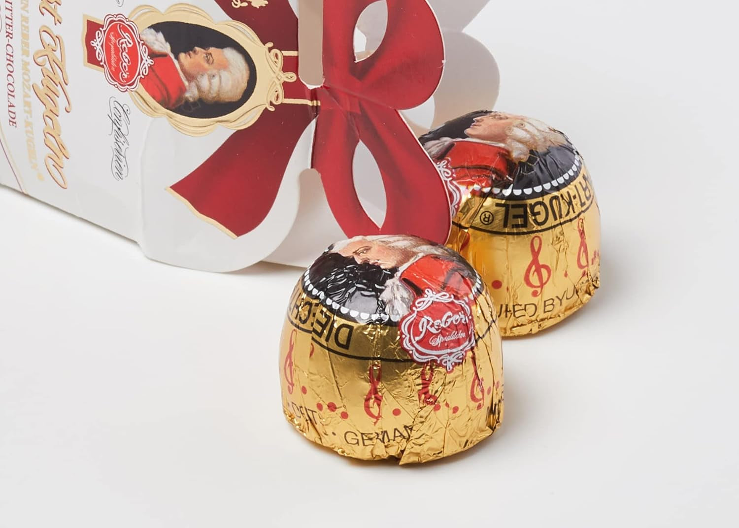 Rebel, Duet Mozart Kugeln, verpakking van 2, Mozart-balletjes van pure chocolade gevuld met pistache en marsepein, amandelen en hazelnootnougat, 40 g (2 Mozart-ballen)