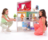 Rainbow High Townhouse - Houten poppenhuis van 3 verdiepingen met 5 kleurrijke kamers en terras - Volledig ingericht huis met lift en functionele accessoires - Speelgoed voor kinderen van 4-12 jaar en ouder Naty Shop Dollhouses