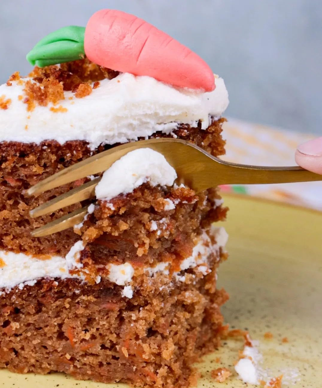 RUF Karotten-Ingwer-Kuchen, Backmischung Für Einen Saftigen Karottenkuchen Mit Frischen Möhren en Fruchtiger Ingwer-Zuckerglasur, Vegan Naty Shop