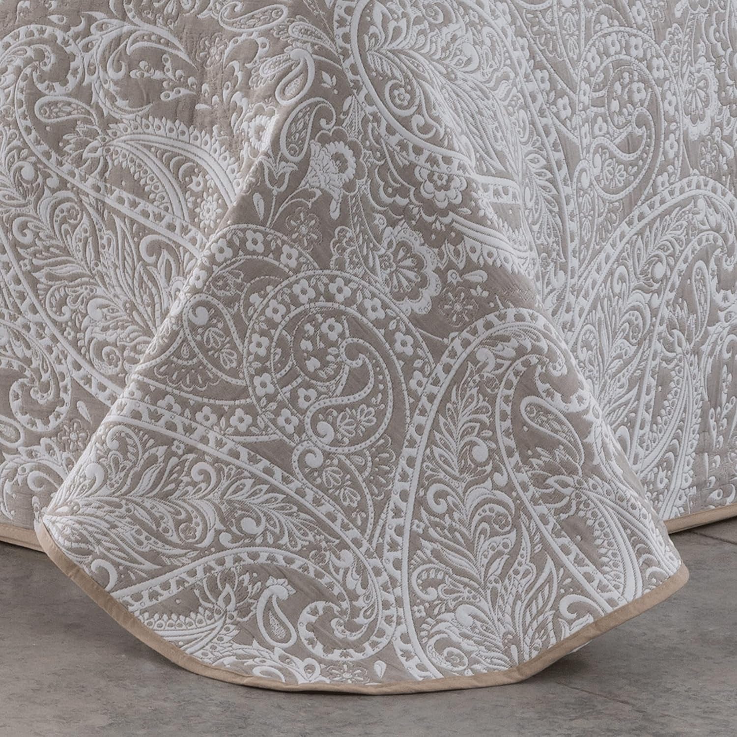 VIALMAN Sofia 30 Bouti Licht dekbed voor tweepersoonsbed | dekbedmaat 250 X 270 cm, grijs Quilts en quilts Naty Shop