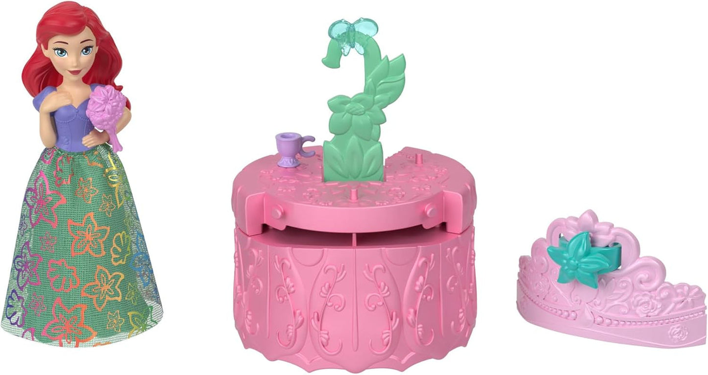 Mattel Disney Princess Royal Color Reveal kleine pop met 6 verrassingen, inclusief geurring en 4 accessoires (poppen kunnen variëren), tuinfeestserie HRN63