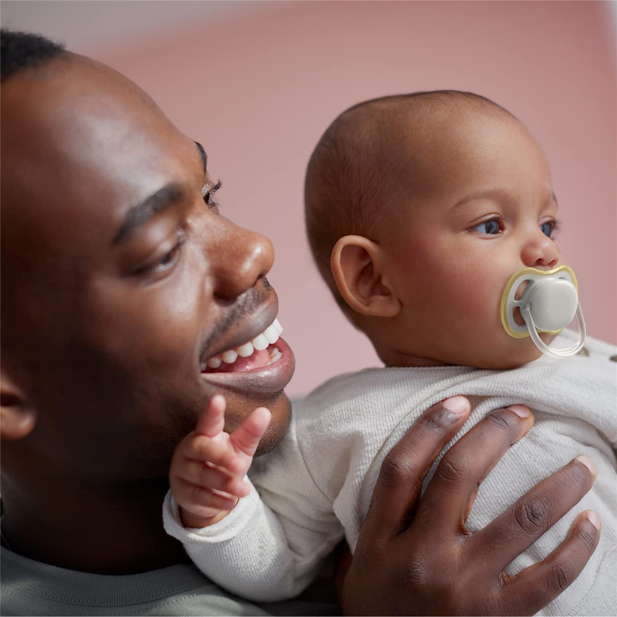 Philips Avent Ultra Air-fopspenen, 2 stuks - Bisfenol A-fopspenen voor baby's van 0-6 maanden (model SCF085/15) Bruin/groen