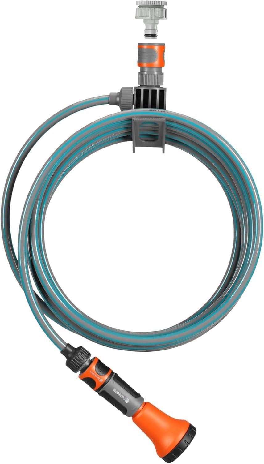Gardena 4647-20 spiraalslang complete set, met automatische slangoprolfunctie, met sproeikop en kraanaansluiting (slanglengte: 10 m, slangdiameter: 9 mm, set: ja)