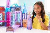 Mattel Disney Frozen - Kasteel Arendelle poppenhuis (60 cm+) met Elsa pop, 4 speeltuinen en 15 Disney Frozen II meubels en accessoires, HLW61