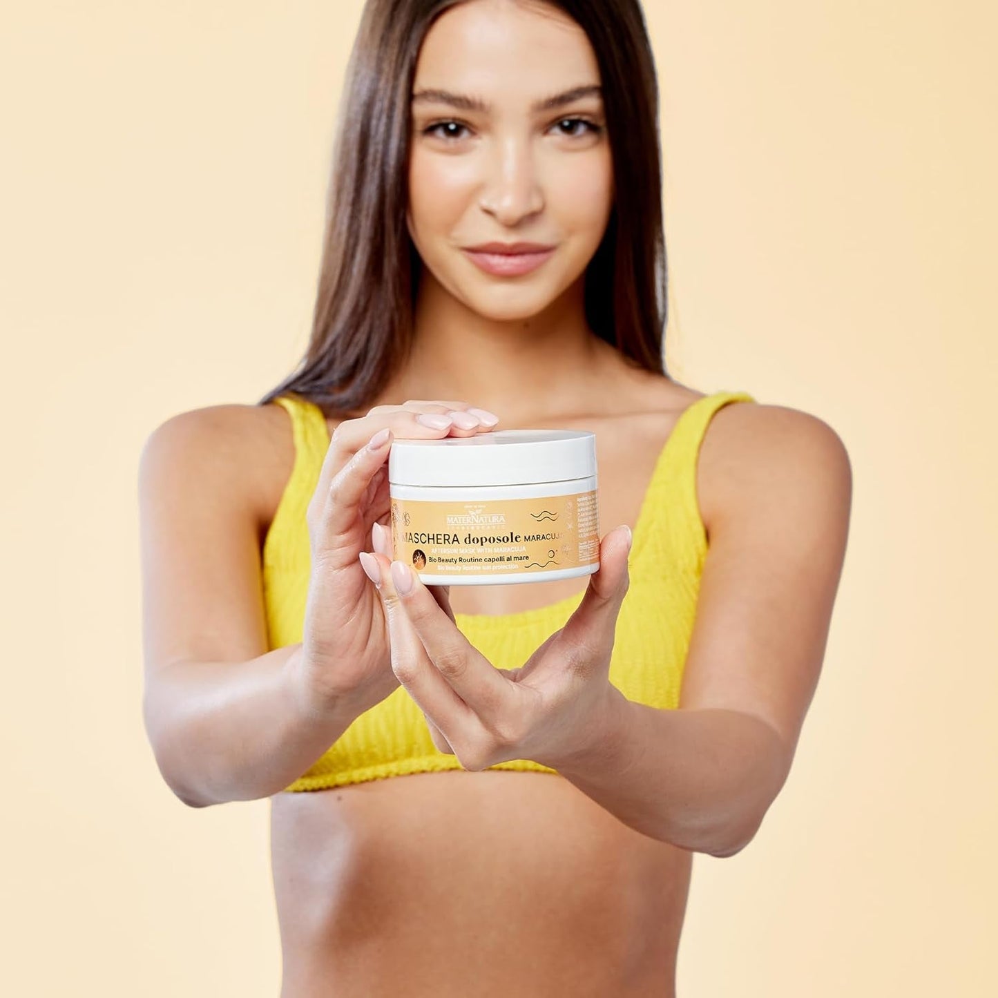 Maternatura, nazorgmasker met passievrucht, hydrateert en geeft het haar elasticiteit na blootstelling aan de zon, biologische schoonheidsroutine voor strandhaar, gecertificeerd biologisch, Made in Italy - 200 ml Naty Shop haarmasker