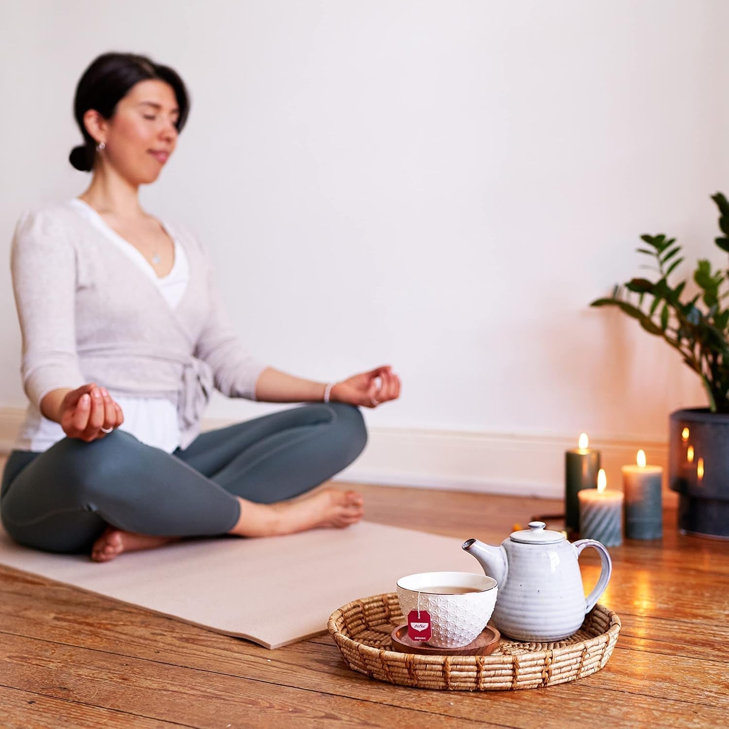 Yogi Tea - Matcha groene thee met citroen, biologische kruiden-ayurvedische groene thee, groene theemengsel, matcha, citroengras en limoen, Yogi thee 6-pack, 6X17 theezakjes (in totaal 102 theezakjes)
