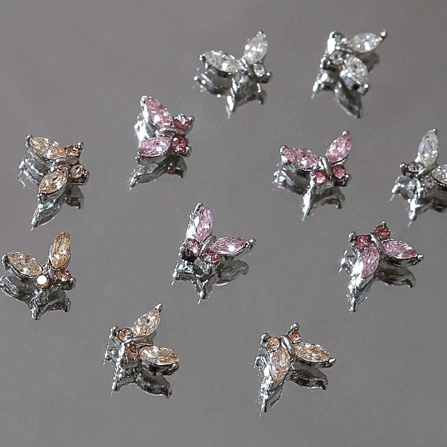 Mini Vlinder Zirkoon Nagelsleutelhangers Y2K Wit Champagne Roze Strass Kristal Vlindersleutelhangers Nagels 3D Vlinder Nageldesign Sleutelhangers Vlindernagels Decoratie Nagelkunst Sleutelhangers Nagelaccessoires