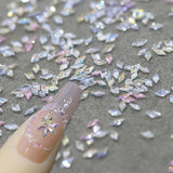 50 stuks Kleine Zirkonia Ruit Glitter Nagelstenen Sleutelhangers Gemengde Kleuren Fonkelende Steentjes Nagelbedels Mini Ruit Nagelkristallen Diamanten Nagels Steentjes Nagelbedels Nagelaccessoires Nagelkunst