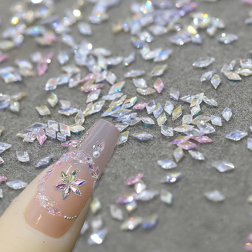 50 stuks Kleine Zirkonia Ruit Glitter Nagelstenen Sleutelhangers Gemengde Kleuren Fonkelende Steentjes Nagelbedels Mini Ruit Nagelkristallen Diamanten Nagels Steentjes Nagelbedels Nagelaccessoires Nagelkunst