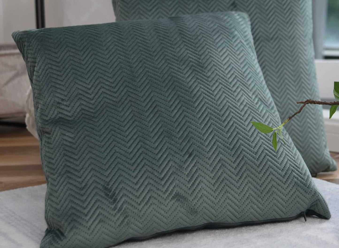 Gordijndooskussen Decoratief kussen Lxb 45X45 Cm Groene jacquard "Greta" Met visgraatmotief Gemakkelijk te onderhouden Ritssluiting Zachte vulling 320G - Verschillende kleuren, 2023510 Reiskussens Naty Shop Groeten