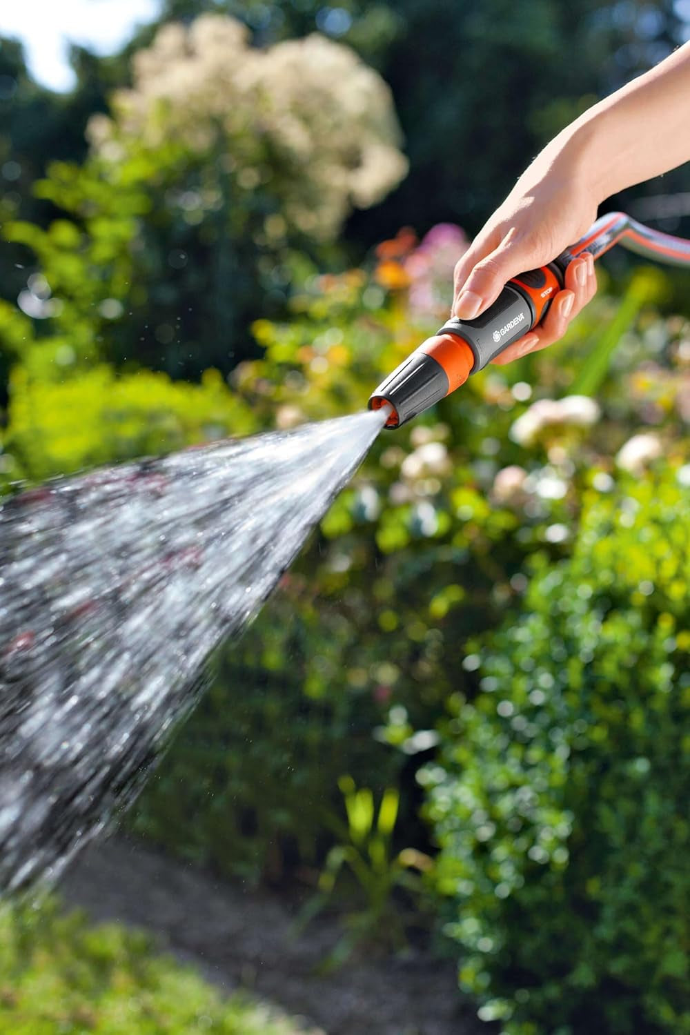 Gardena Sproeiset voor 13 mm (1/2 inch) en 15 mm (5/8 inch) slangen: Reinigingssproeiset met Aquastop voor snel wisselen van aansluiting (18288-20)