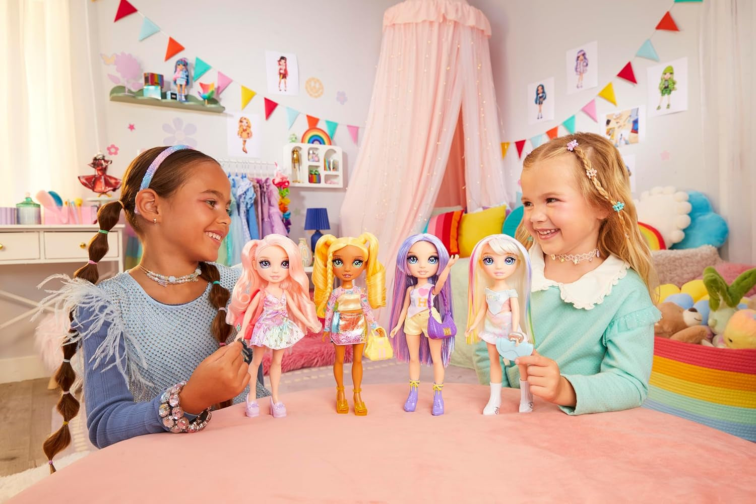 Rainbow High My Fashion Style Pop - Paars - 28 cm Paarse modepop met aantrekkelijke outfit en stijlvolle tas, om te spelen, poseren, verzamelen, voor kinderen van 4-12 jaar