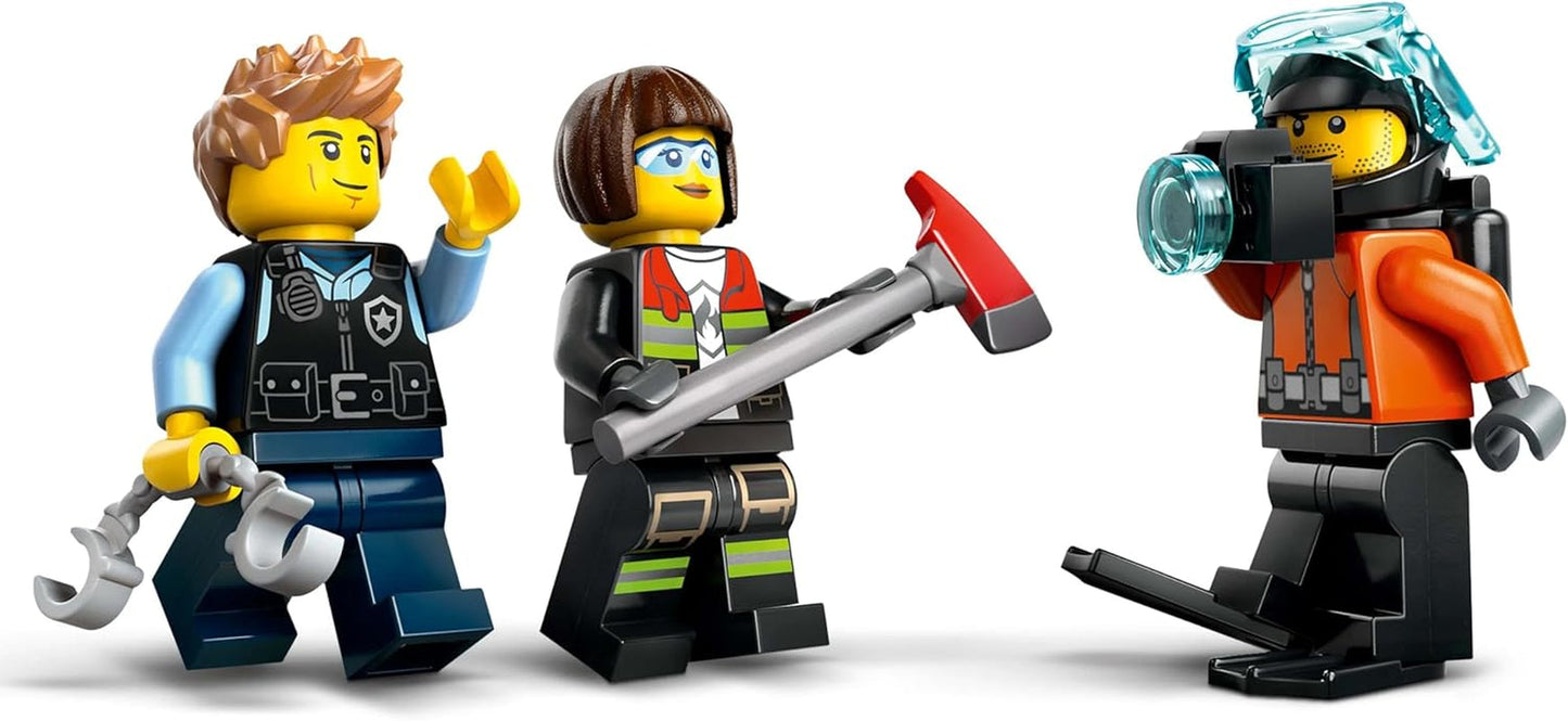 LEGO City Combiset met helikopter, leeuwenauto en onderzeeër en 3 minifiguren - bouwbare speelgoedvoertuigen voor jongens en meisjes vanaf 7 jaar - verjaardags- en feestdagencadeau 60462 Bouwsets Besuche in LEGO-Store