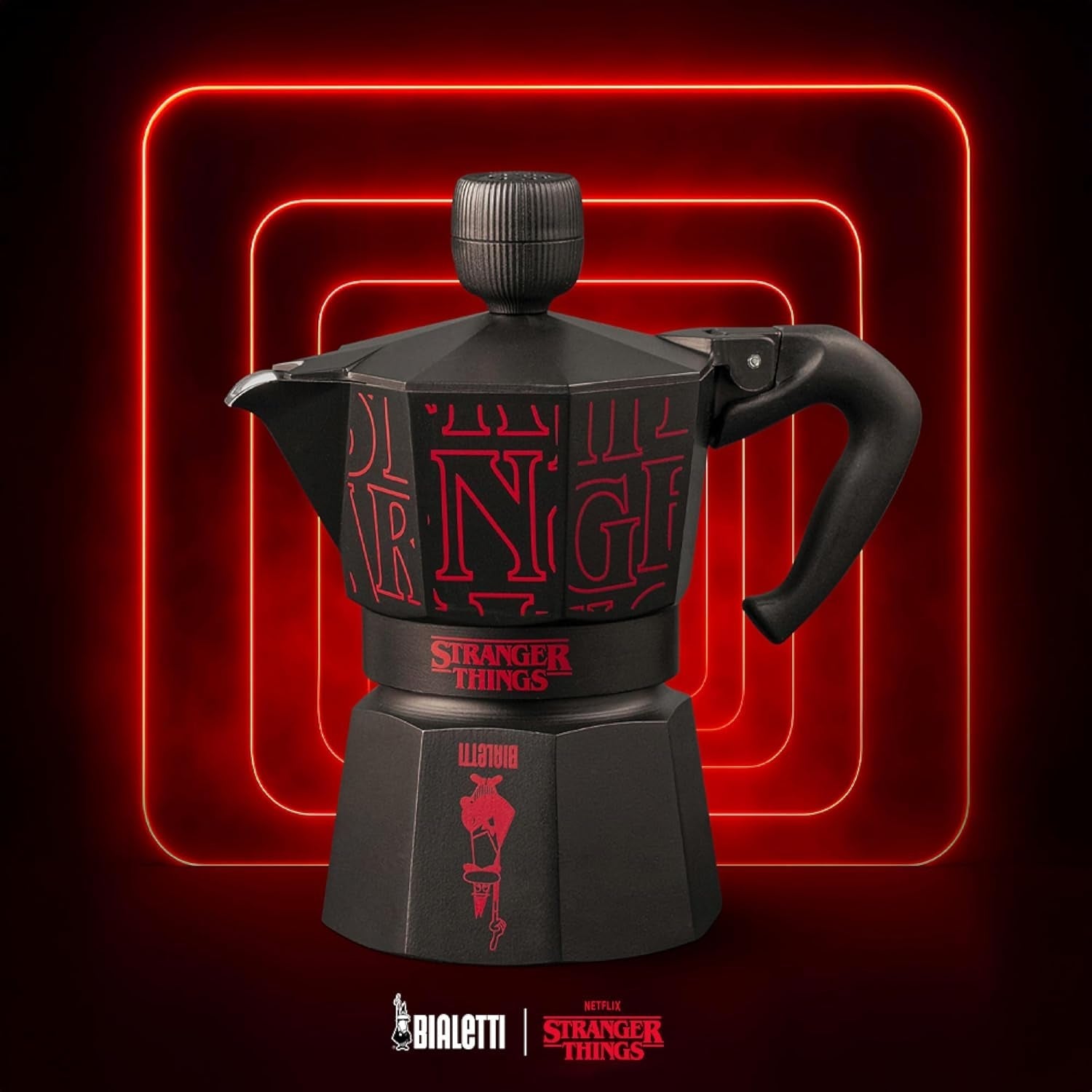 Bialetti Moka Express Stranger Things 3-kops koffiezetapparaat, Muziekknop met USB-C oplaadfunctie, Niet geschikt voor inductiekookplaten, 3 kopjes (130 ml), Zwart