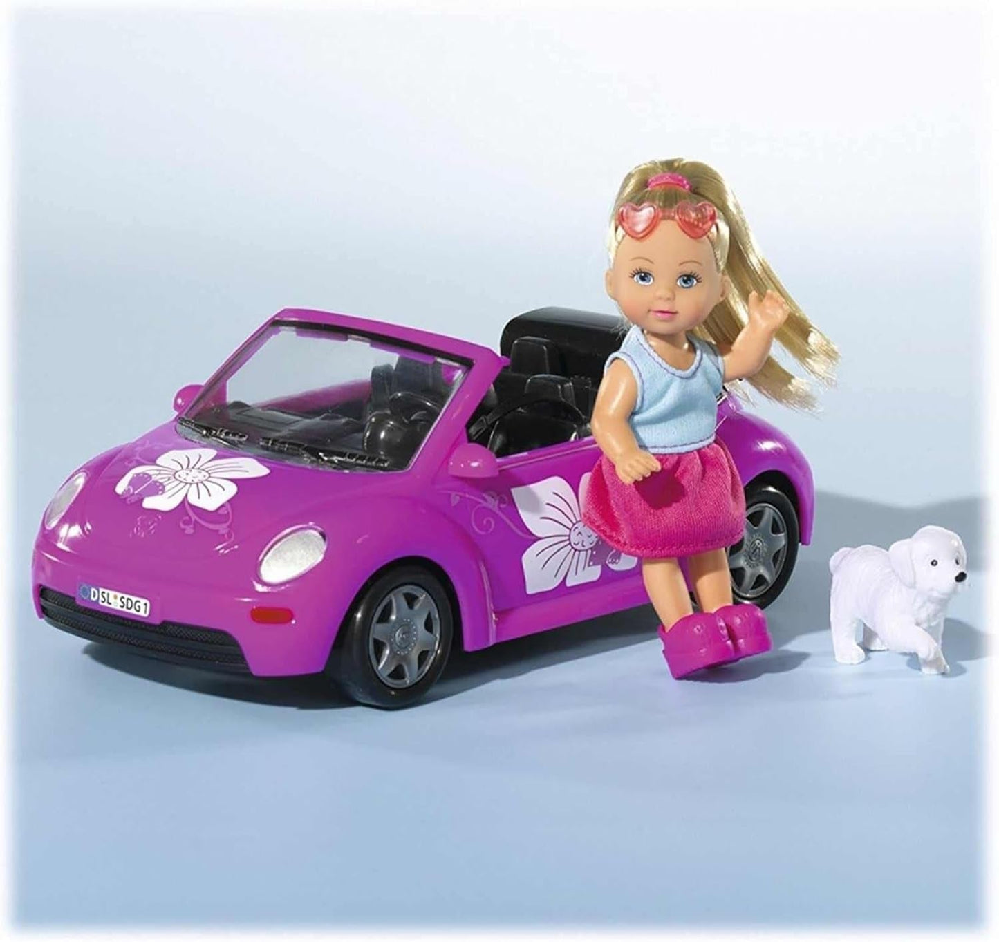 Simba 105731539 - Evi Love Beetle Evi's, Evi met auto, auto: 22 cm, met hond, modepop, 12 cm, voor kinderen vanaf 3 jaar