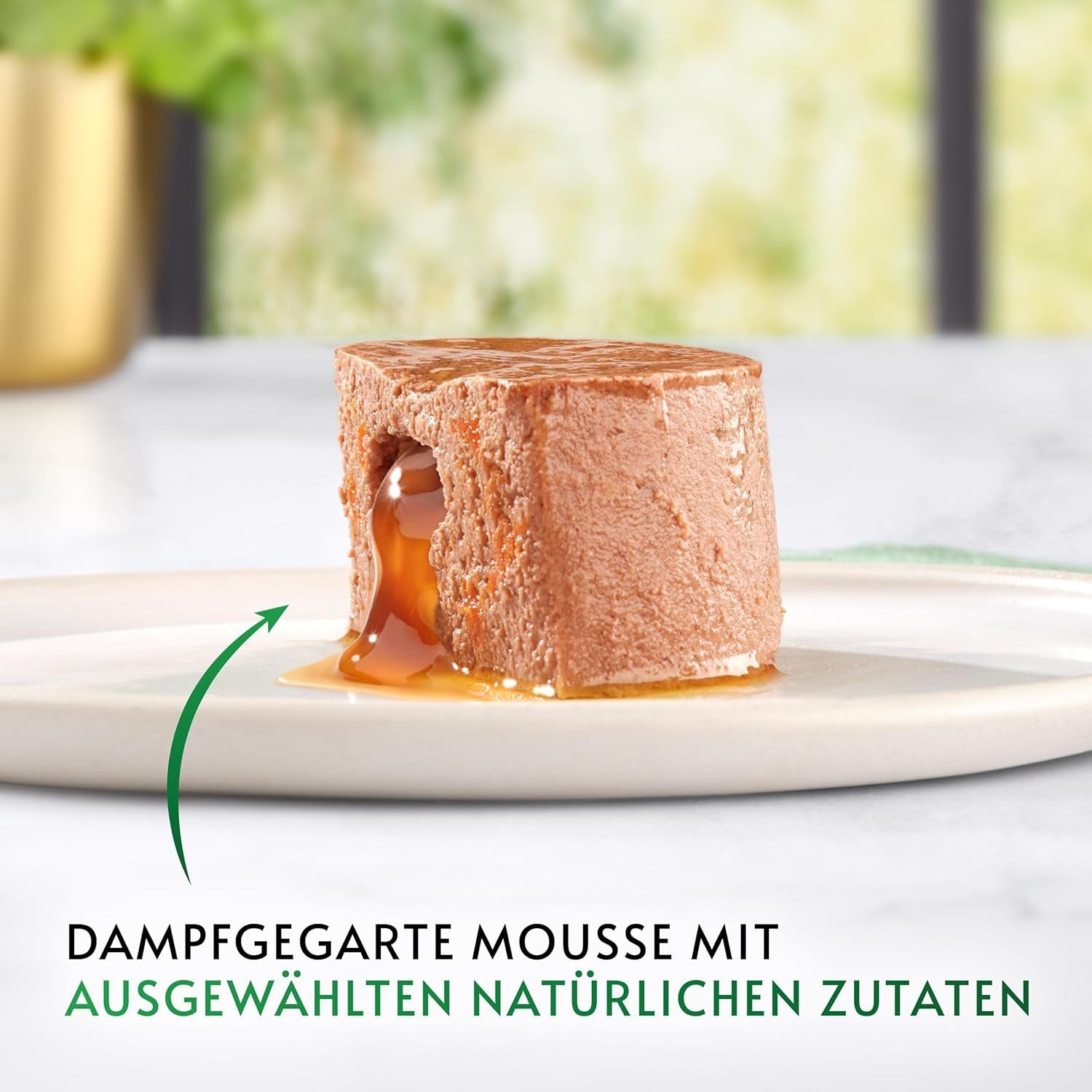 Gourmet Nature's Creations Hartsausmousse Natvoer voor katten, rijk aan kip, 12 stuks (12 x 85 g)