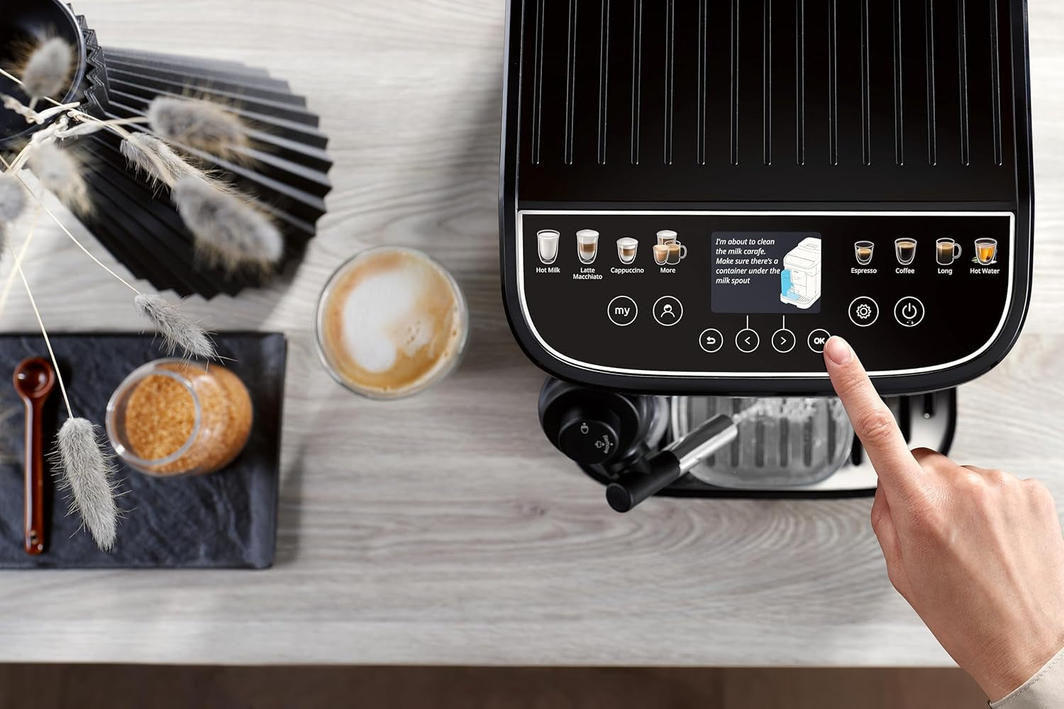 De'Longhi Magnifica Evo Next - Perfetto volautomatische espressomachine met LatteCrema melkopschuimer, 13 One-Touch-drankjes, koffie- en cappuccinomaker, kleurentouchscreen, titanium (ECAM312.80.TB)