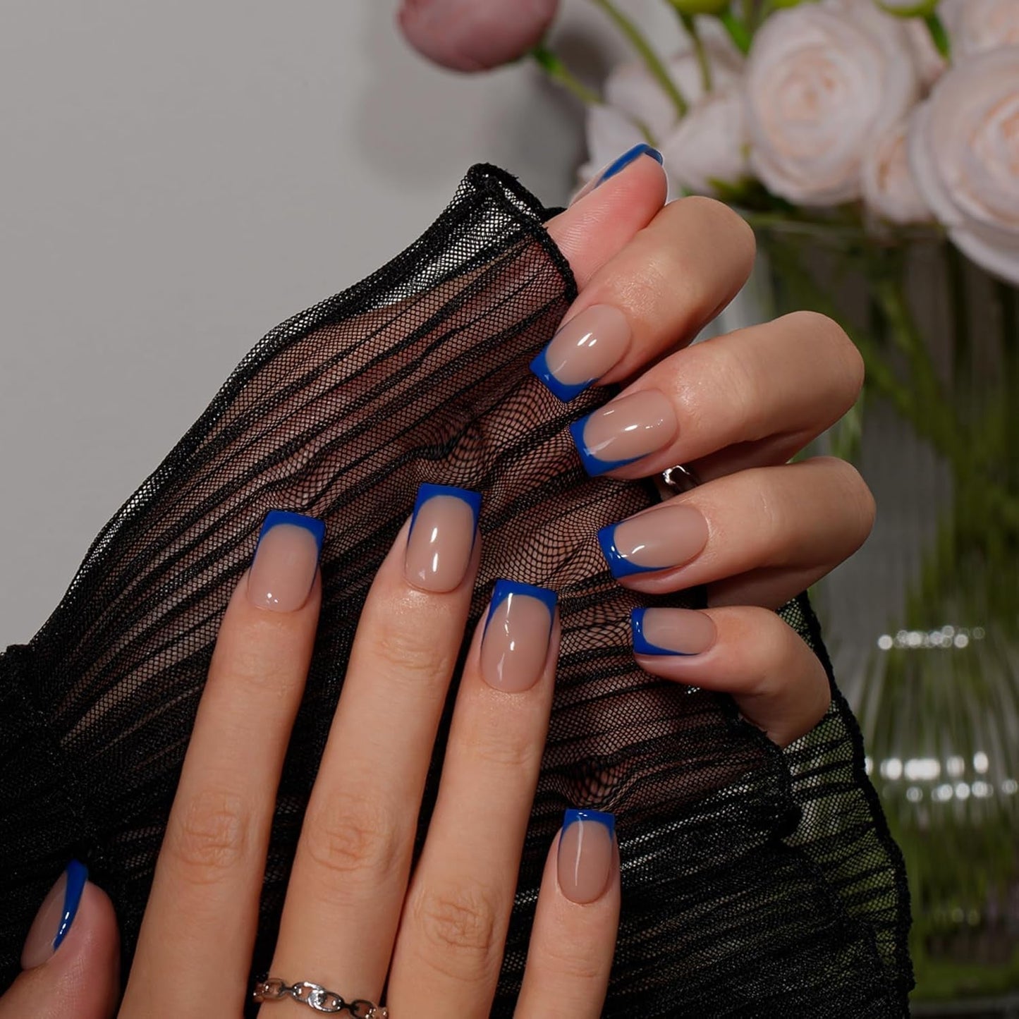 Korte Franse tip nepnagels - 30 stuks zwarte nagels om op korte vierkante nagels te lijmen, Franse tip nepnagels met lijm, vierkante kunstnagels set voor dames