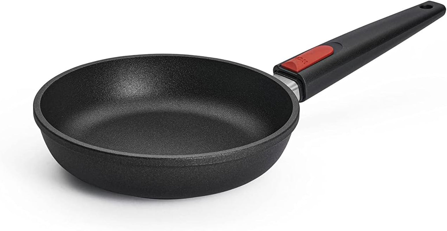 Woll Nowo Titanium platte pan - Inductie, 5 Cm hoogte, afneembare handgreep - voor alle soorten kookplaten, Gegoten aluminium, antiaanbaklaag Potten en pannen Naty Shop 20 Cm