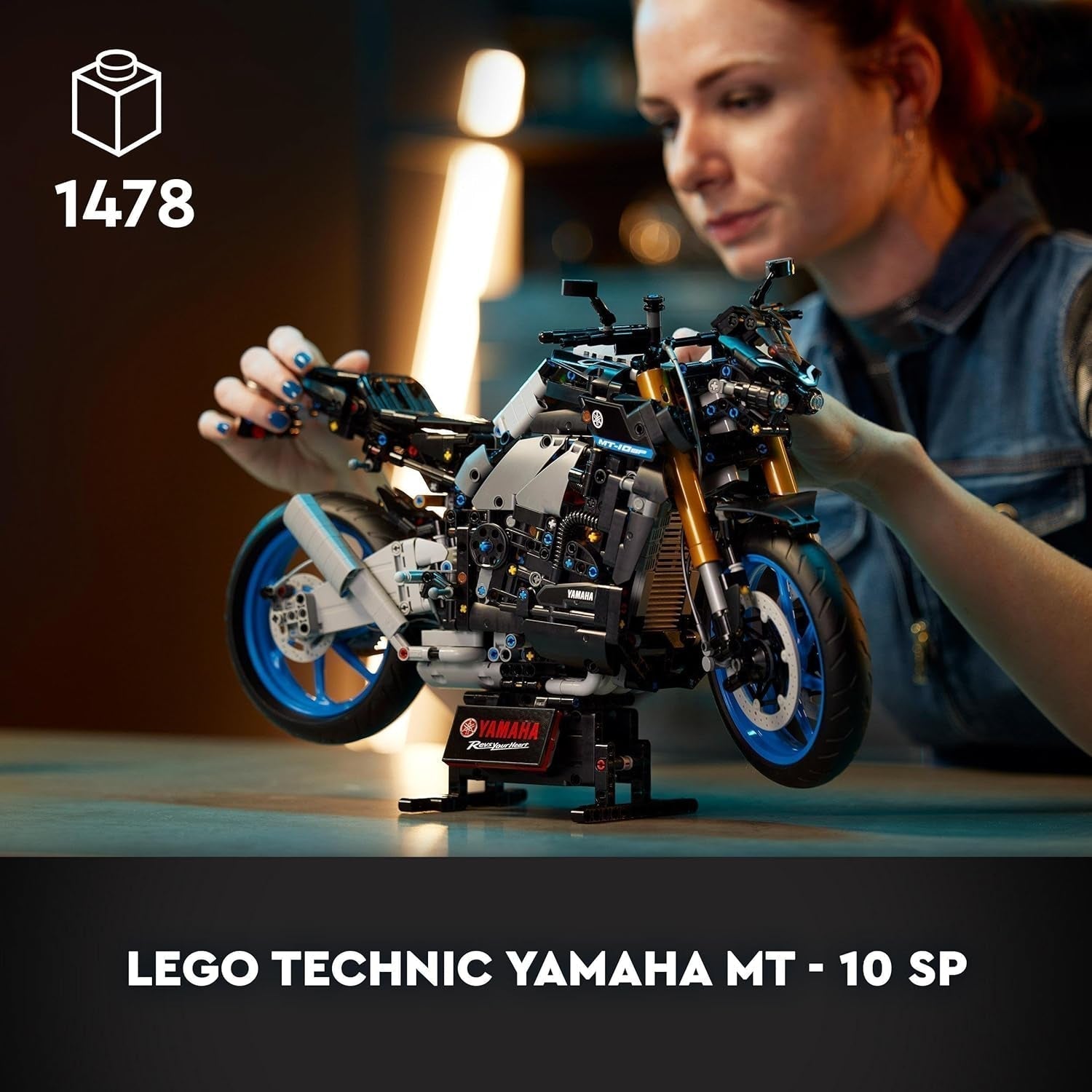 LEGO 42159 Technic Yamaha MT-10 SP motorfietsmodel voor volwassenen, authentiek voertuigmodel met 4 cilindermotor, functionele besturing en AR-app, cadeau voor mannen en vrouwen Bouwpakketten