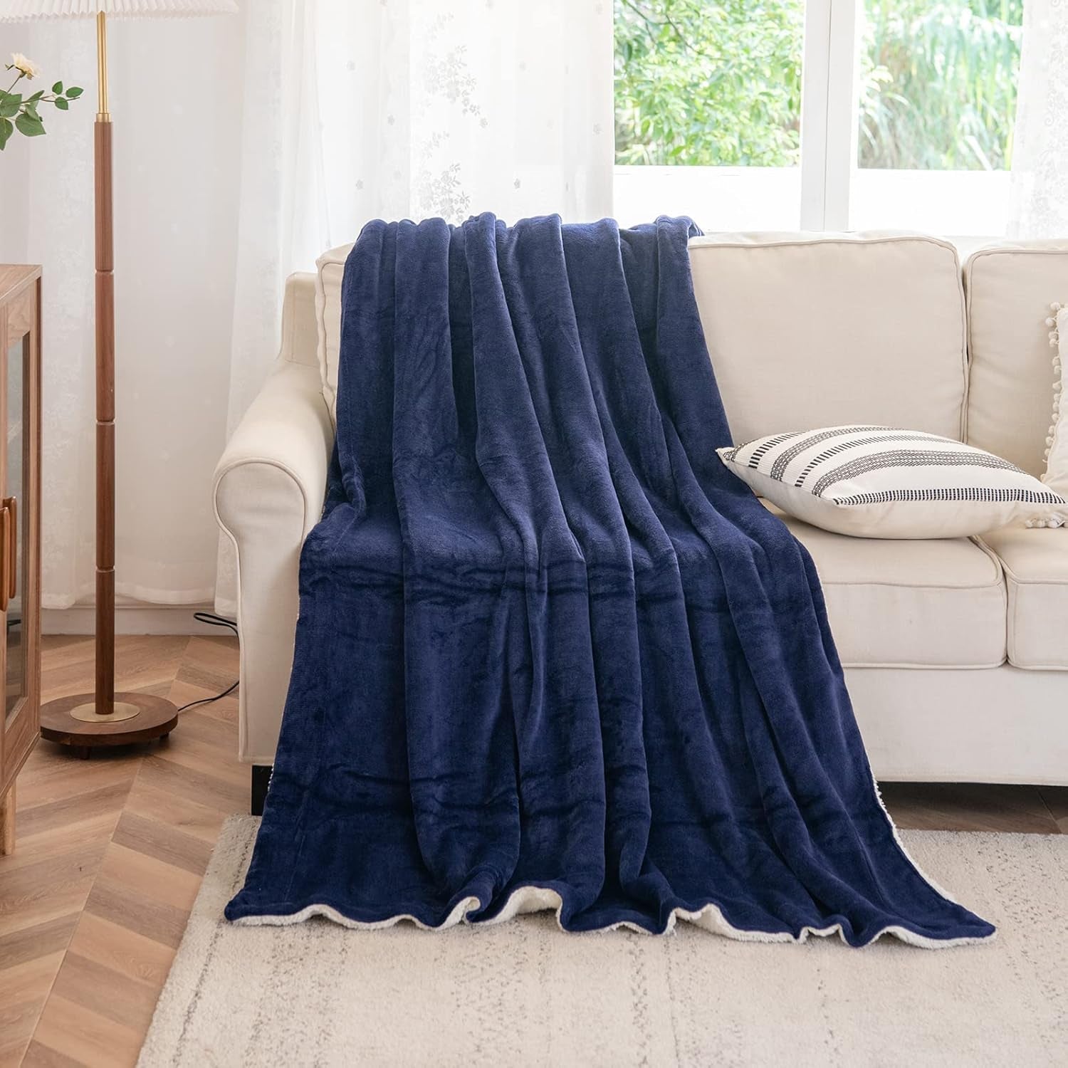 Kono Sherpa fleece deken, 150 x 200 cm, zacht, gezellig, pluizig, omkeerbaar, microvezel, vaste dekens voor bed, bank, bank (marineblauw, dubbel/dubbel) Bedden en dekens Besuche den KONO-Store