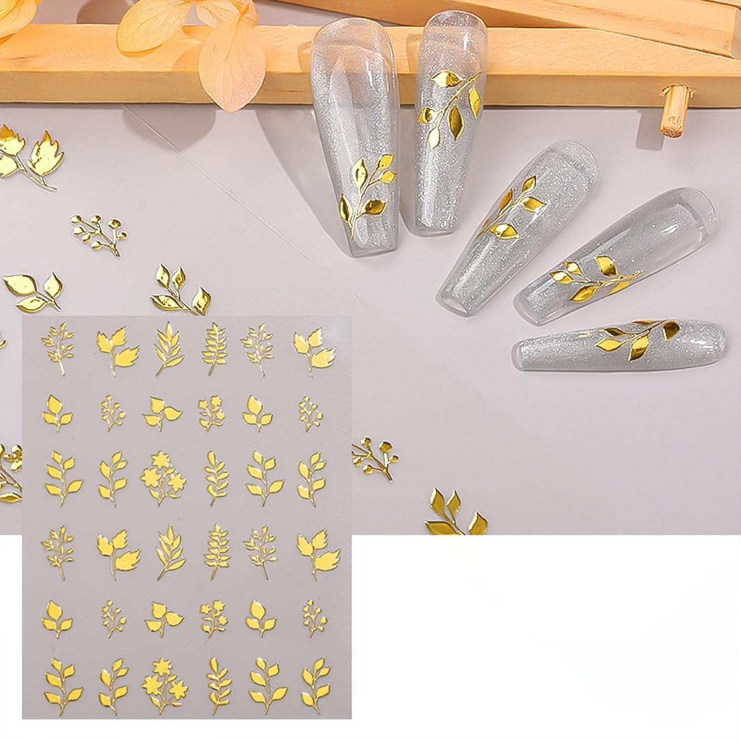 JMEOWIO Nagelsticker Goldene Blumen 8 Blatt Nail Art Sticker Selbstklebend Nagelaufkleber Decoratie Nageldesign Zubehör