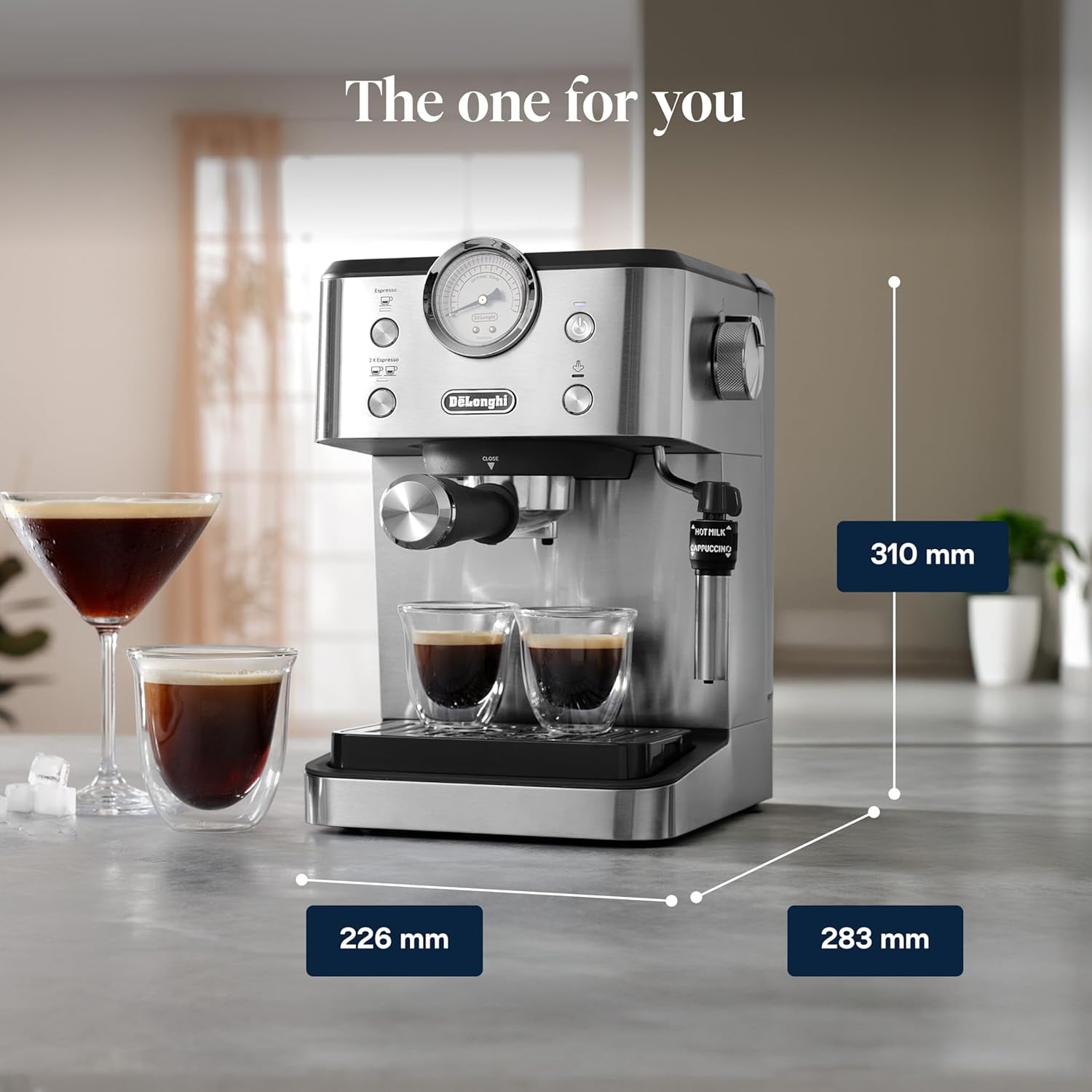 De'Longhi Classic EM450.M portafilter espressomachine met professionele melkopschuimer, volledig metalen behuizing, 15 bar, watertank 1,7 l, RVS/metaal