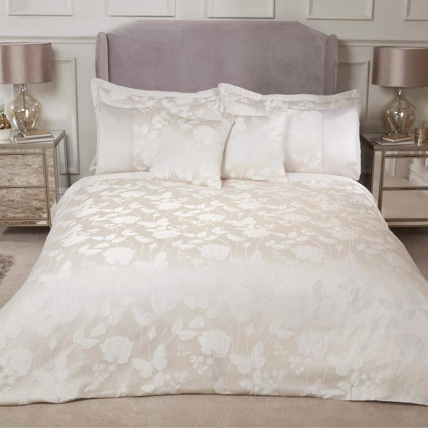 Butterfly Meadow Super King-dekbed 100% polyester, marineblauwe dekbedden en dekbedden Naty Shop crèmekleurige Super King