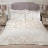 Butterfly Meadow Super King-dekbed 100% polyester, marineblauwe dekbedden en dekbedden Naty Shop crèmekleurige Super King