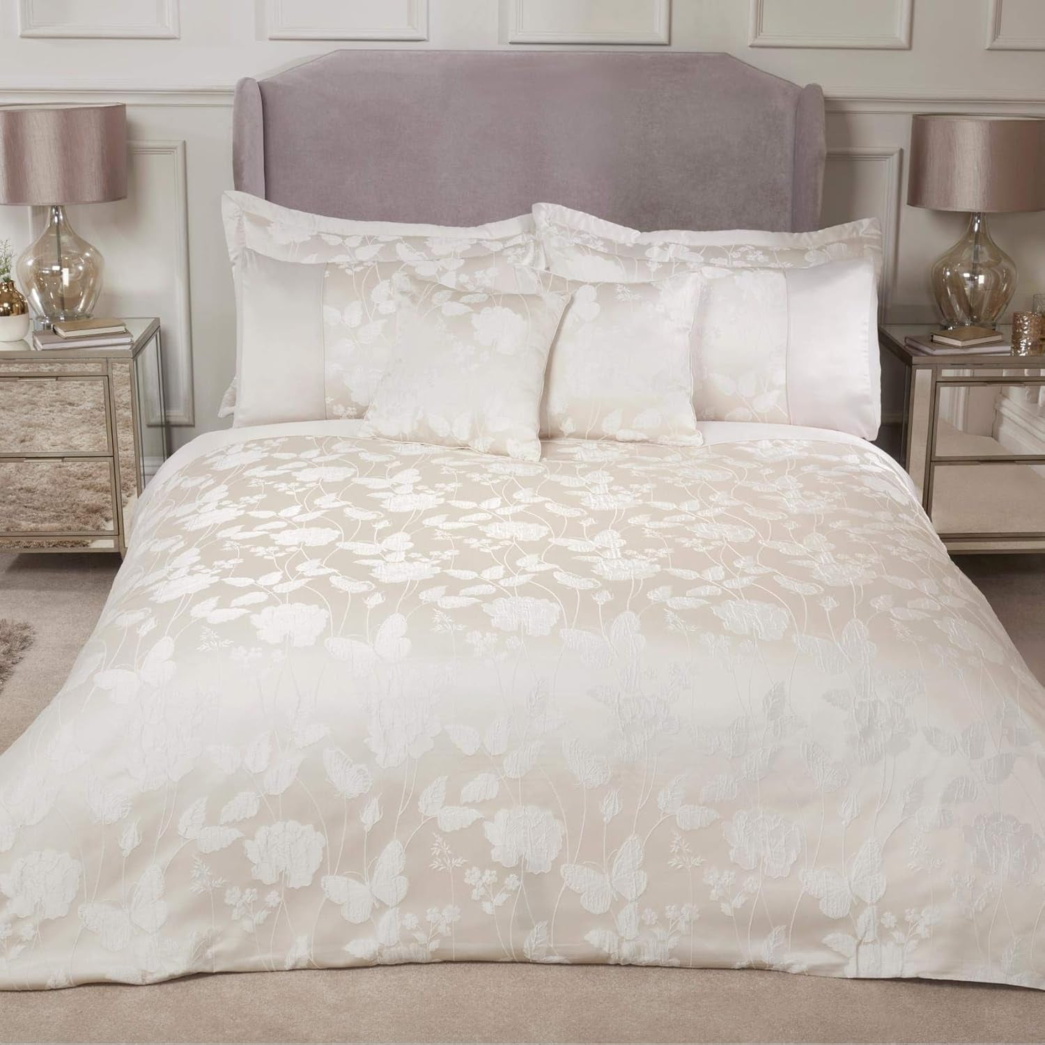 Butterfly Meadow Super King-dekbed 100% polyester, marineblauwe dekbedden en dekbedden Naty Shop crèmekleurige Super King