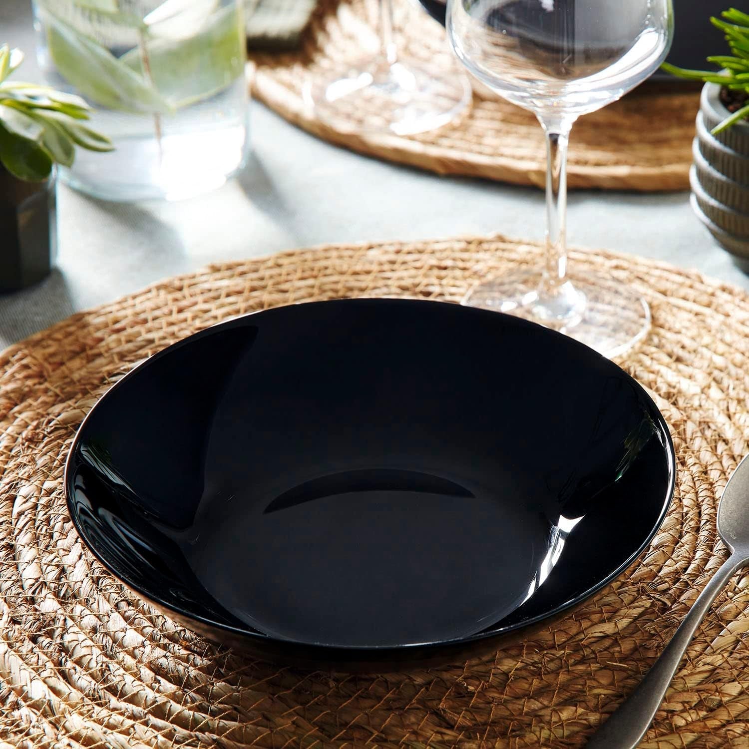 Arcopal Zelie serviesset van zwart glas, 12-delig, 4 plaatsen, zwart