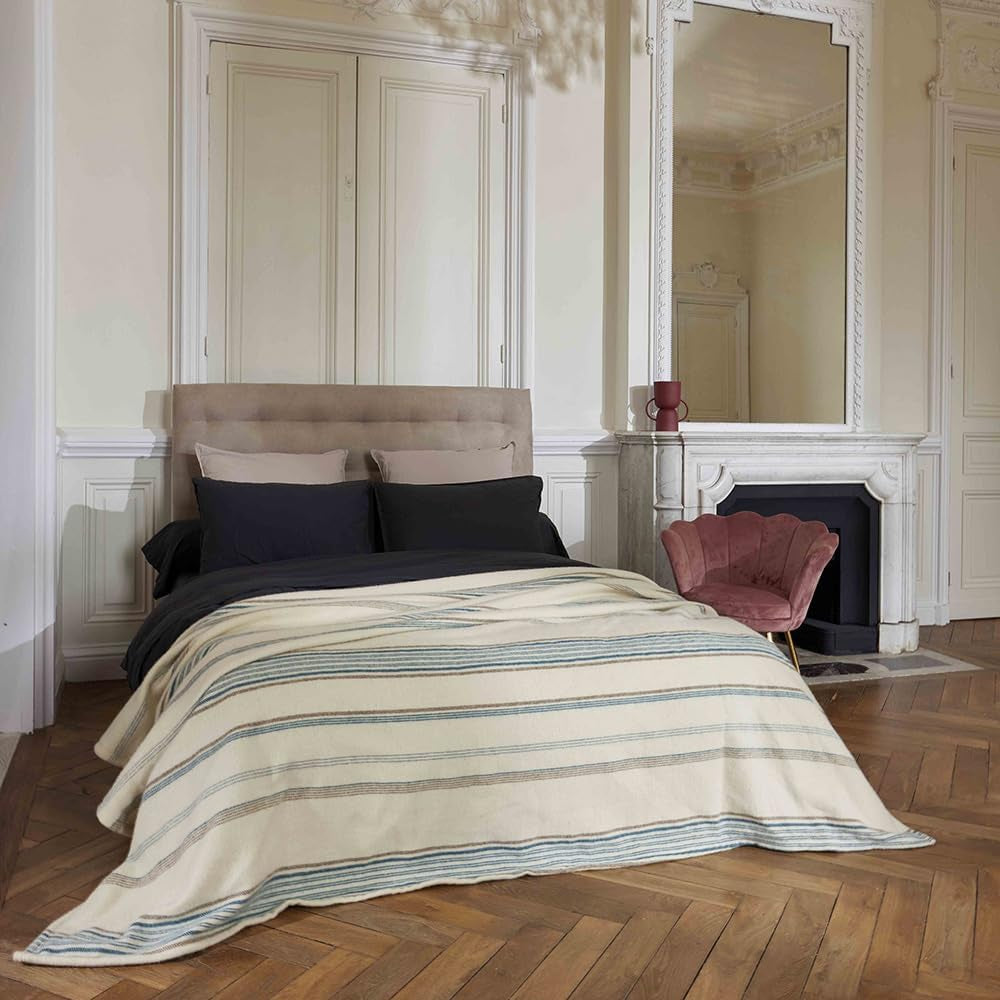 Toison D'Or Hoek, 220 X 240 Cm, wit/blauw/rand Dekbedden en dekbedden Naty Shop Standaard titel