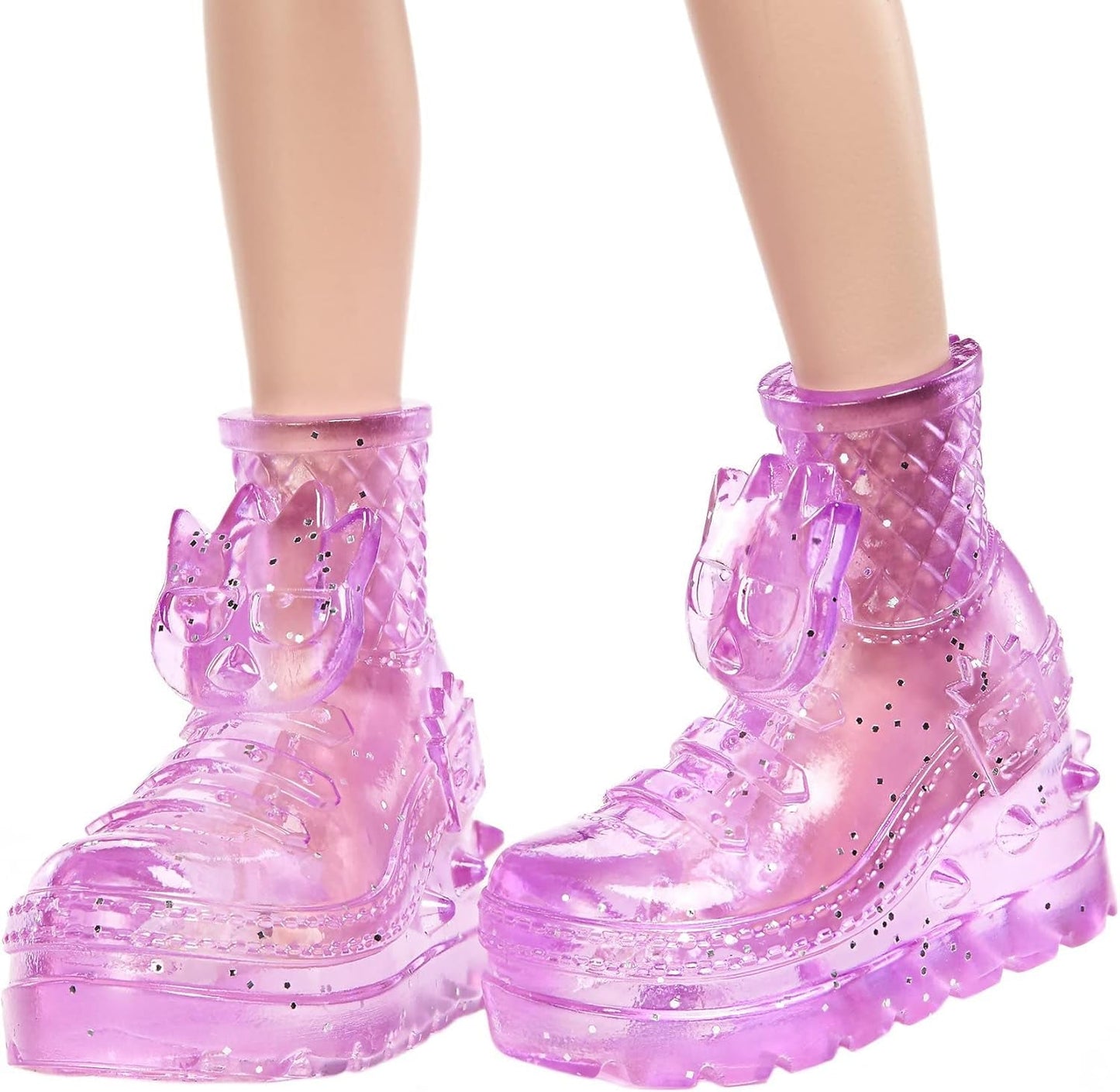 Mattel Hello Kitty GWW98 - Sanrio Badtz-Maru-figuur en Jazzlyn-pop (ca. 25,4 cm) met kleding en accessoires, lang lila haar en trendy outfit, cadeau voor kinderen vanaf 3 jaar