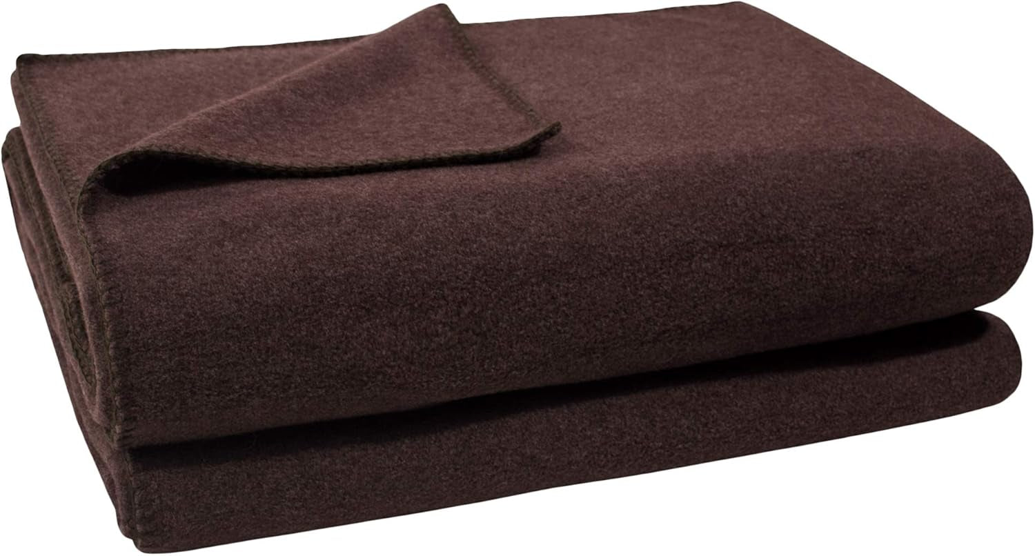 Zoeppritz deken in kleur: Rood, Gemaakt van 65% Polyester, 35% Viscose, Afmeting: 160X200 Cm, 103291-235-160X200 Zoeppritz bedden en dekbedden sinds 1828 880 donkerbruin 110X150 Cm