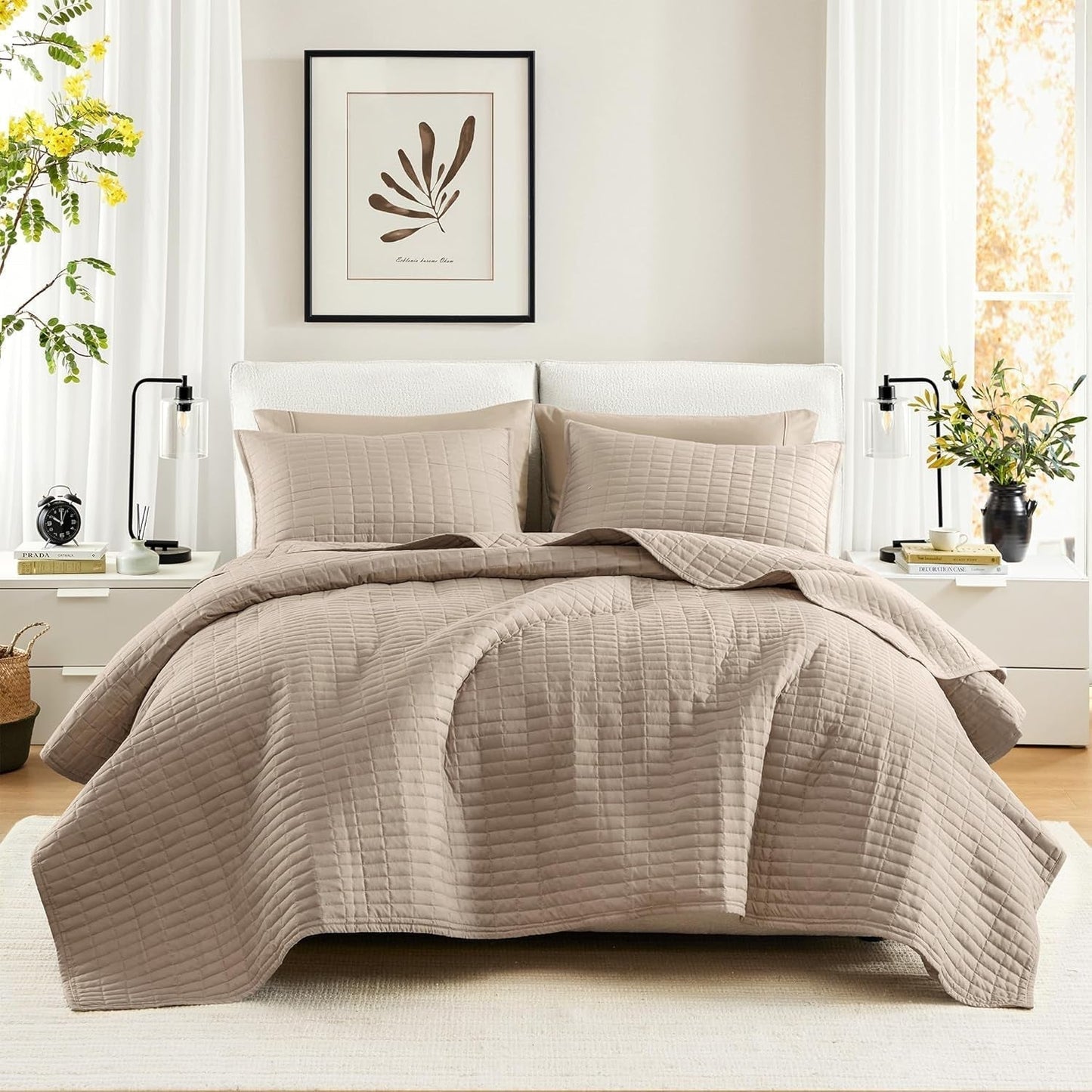 Comfort Spaces Kienna dekbedset Luxe dubbele steek zomerdeken Lichtgewicht zacht beddengoed voor het hele jaar Bijpassende kussenslopen Witte deken voor kingsize bedden (264,2 x 228,6 cm) Naty Shop Taupe Quilt King/Cal King (104"X90")