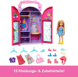 Barbie Chelsea pop en kledingkast speelset met kleding en accessoires, 17-delige set, opvouwbaar voor reizen, spelen en opbergen, HXN03 Naty Shop-poppen
